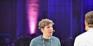 Speaker engaging with the audience at a technology conference