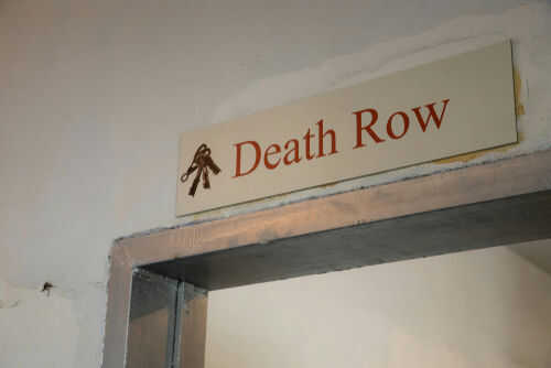 death-row-execution1626082441jpg Sign above door reads Death Row