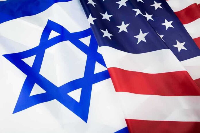 shutterstock_1424885498 Israeli and American flags overlapping